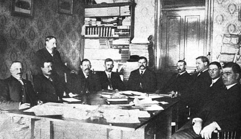 photo of the WFM executive board in 1905